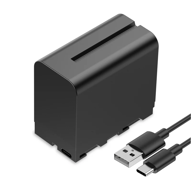 FEEWORLD NP-F970 Batteria agli ioni di litio da 6600 mAh per monitor Luce video Trasmissione video Ricarica USB-C